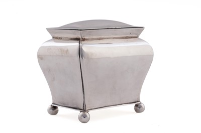 Lot 162 - A late Victorian silver tea caddy