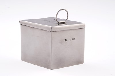Lot 164 - A late Victorian silver tea caddy