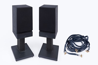 Lot 465 - A pair of Linn Helix speakers