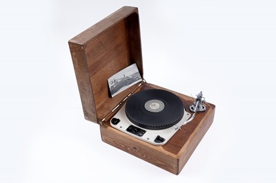 Lot 467 - A Garrard 301 record deck