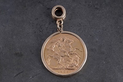 Lot 240 - A 1925 George V gold sovereign