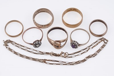 Lot 165 - Gold wedding bands; and other jewellery