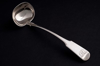 Lot 421 - A Scottish provincial silver toddy ladle