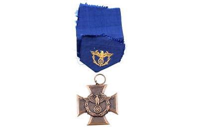 Lot 1125 - A German Third Reich Custom Cross Decoration