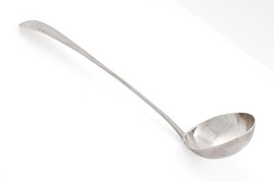 Lot 602 - A George III Scottish provincial silver soup ladle