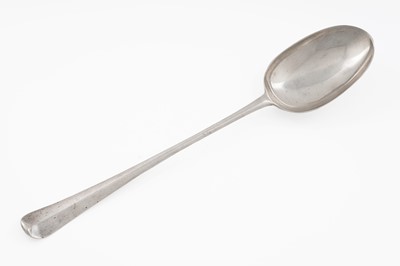 Lot 609 - A rare George II Scottish provincial silver hash spoon