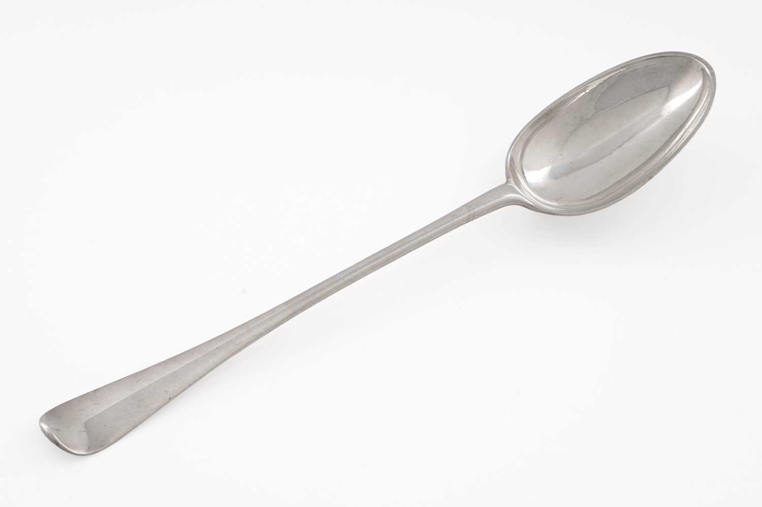 Lot 611 - A rare George II Scottish silver hash spoon