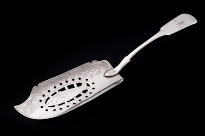 Lot 645 - A George IV Scottish provincial silver fish slice