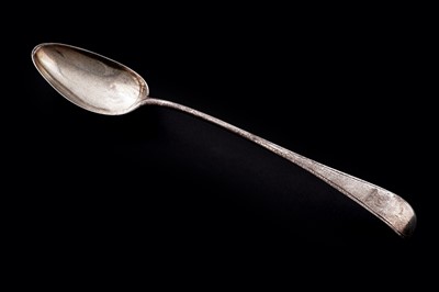 Lot 617 - A George III Scottish provincial silver basting spoon