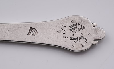 Lot 559 - A rare Charles II silver flame-back trefid spoon