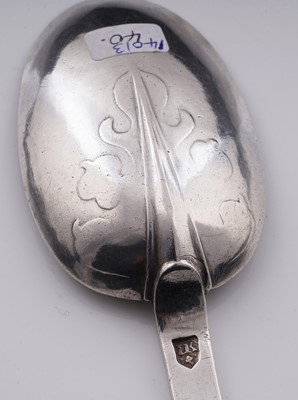 Lot 559 - A rare Charles II silver flame-back trefid spoon