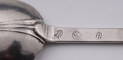 Lot 558 - A rare William and Mary Scottish silver trefid spoon