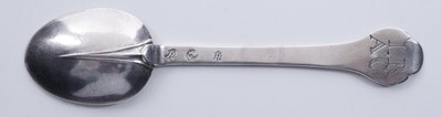 Lot 558 - A rare William and Mary Scottish silver trefid spoon