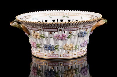 Lot 466 - A Royal Copenhagen Flora Danica pattern basket