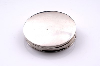 Lot 654 - A George III/IV Scottish provincial silver seal box