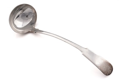 Lot 641 - A rare George IV Scottish provincial silver toddy ladle