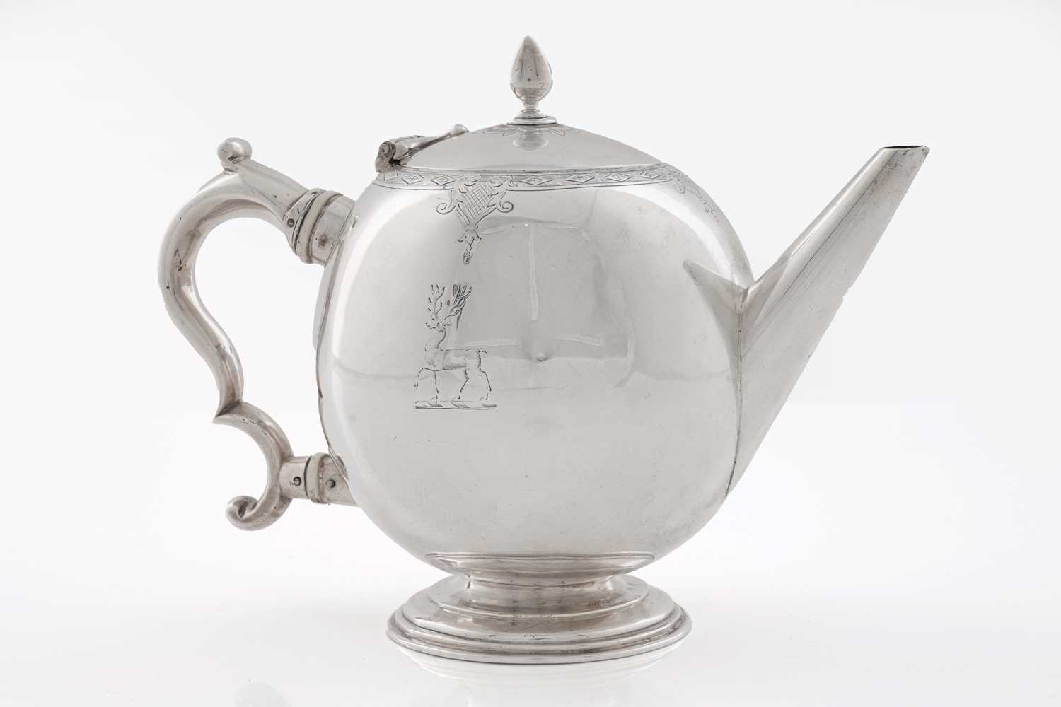 Lot 576 - A rare George I/George II Scottish silver bullet teapot