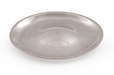 Lot 569 - A George III Scottish provincial silver wine funnel stand