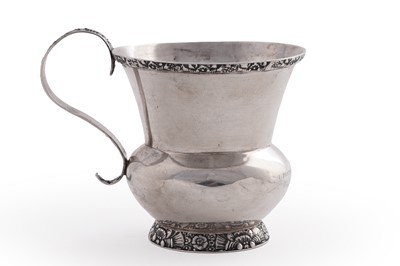 Lot 585 - A mid-19th Century American silver mug