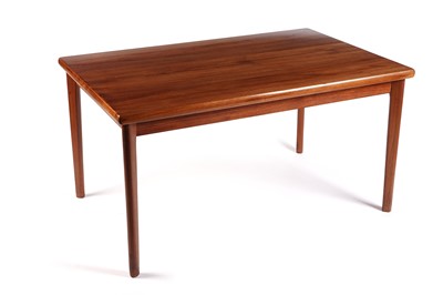 Lot 8 - Henning Kjaernulf for Vejle Stole Mobelfabrik: a teak extending dining table