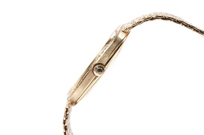 Lot 771 - Omega de Ville: an 18ct yellow gold lady's wristwatch