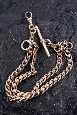 Lot 216 - A 9ct yellow gold watch chain