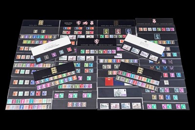 Lot 422 - A collection of Royal Mail Definitive Stamp presentation packs