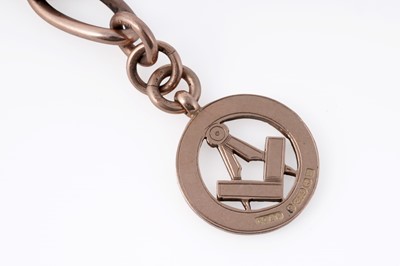 Lot 31 - An early 20th Century 9ct rose gold curb-link "Albert" watch chain