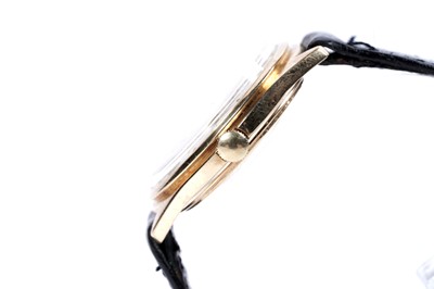 Lot 782 - Jaeger LeCoultre: an 18ct yellow gold cased automatic wristwatch