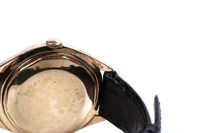 Lot 782 - Jaeger LeCoultre: an 18ct yellow gold cased automatic wristwatch