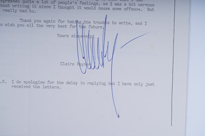 Lot 272 - Autographs: a collection of correspondence to various celebrities and politicians