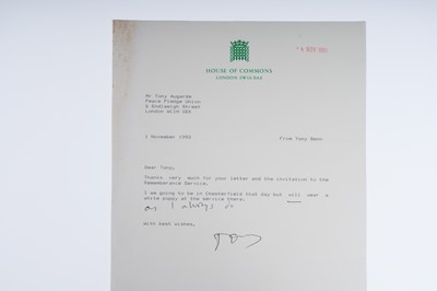 Lot 272 - Autographs: a collection of correspondence to various celebrities and politicians