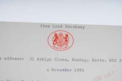 Lot 272 - Autographs: a collection of correspondence to various celebrities and politicians