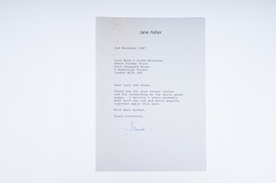 Lot 272 - Autographs: a collection of correspondence to various celebrities and politicians