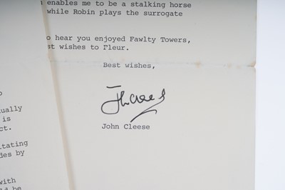 Lot 272 - Autographs: a collection of correspondence to various celebrities and politicians