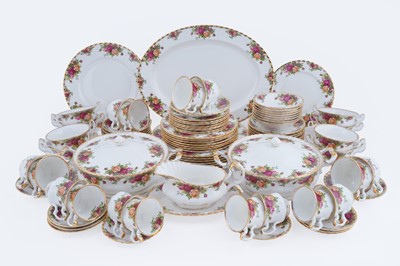 Lot 291 - A Royal Albert ‘Old Country Rose’ eight setting dinner, tea and coffee service