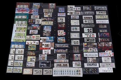 Lot 386 - Great Britain Royal Mail: approximately one hundred mini-sheets