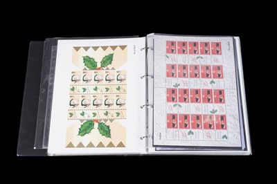 Lot 391 - Great Britain Royal Mail: approximately thirty-seven Smilers sheets