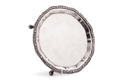 Lot 537 - An Elizabeth II silver Lindisfarne pattern card tray