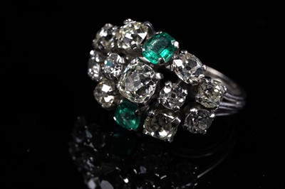 Lot 855 - A Victorian emerald and diamond dress ring
