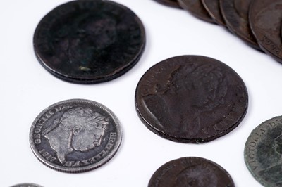 Lot 243 - A collection of coins