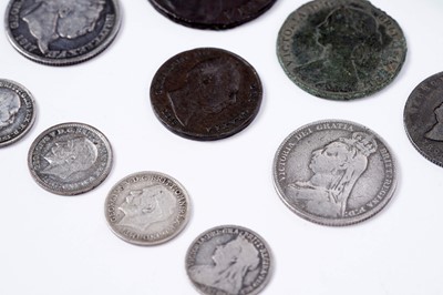 Lot 243 - A collection of coins