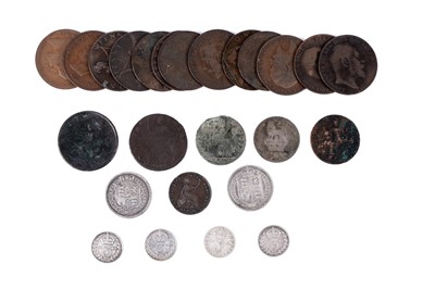 Lot 243 - A collection of coins