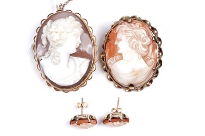 Lot 232 - Cameo jewellery, including: a 9ct gold; and shell cameo brooch