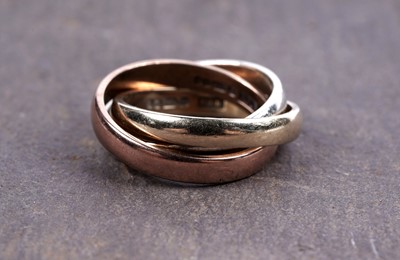 Lot 238 - A 9ct gold trinity ring
