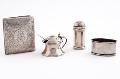 Lot 576 - Silver items, including an Edwardian silver cigarette case