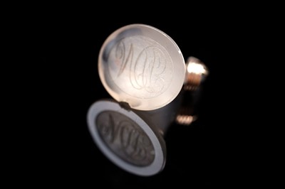 Lot 993 - A collection of fob seals