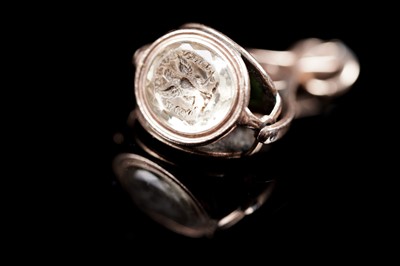 Lot 993 - A collection of fob seals