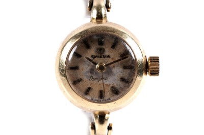 Lot 767 - Omega Ladymatic: an 18ct yellow gold cased lady's cocktail watch