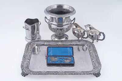 Lot 420 - A selection of silver-plated wares